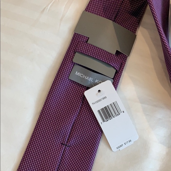 Michael Kors Purple Tie - Picture 4 of 5